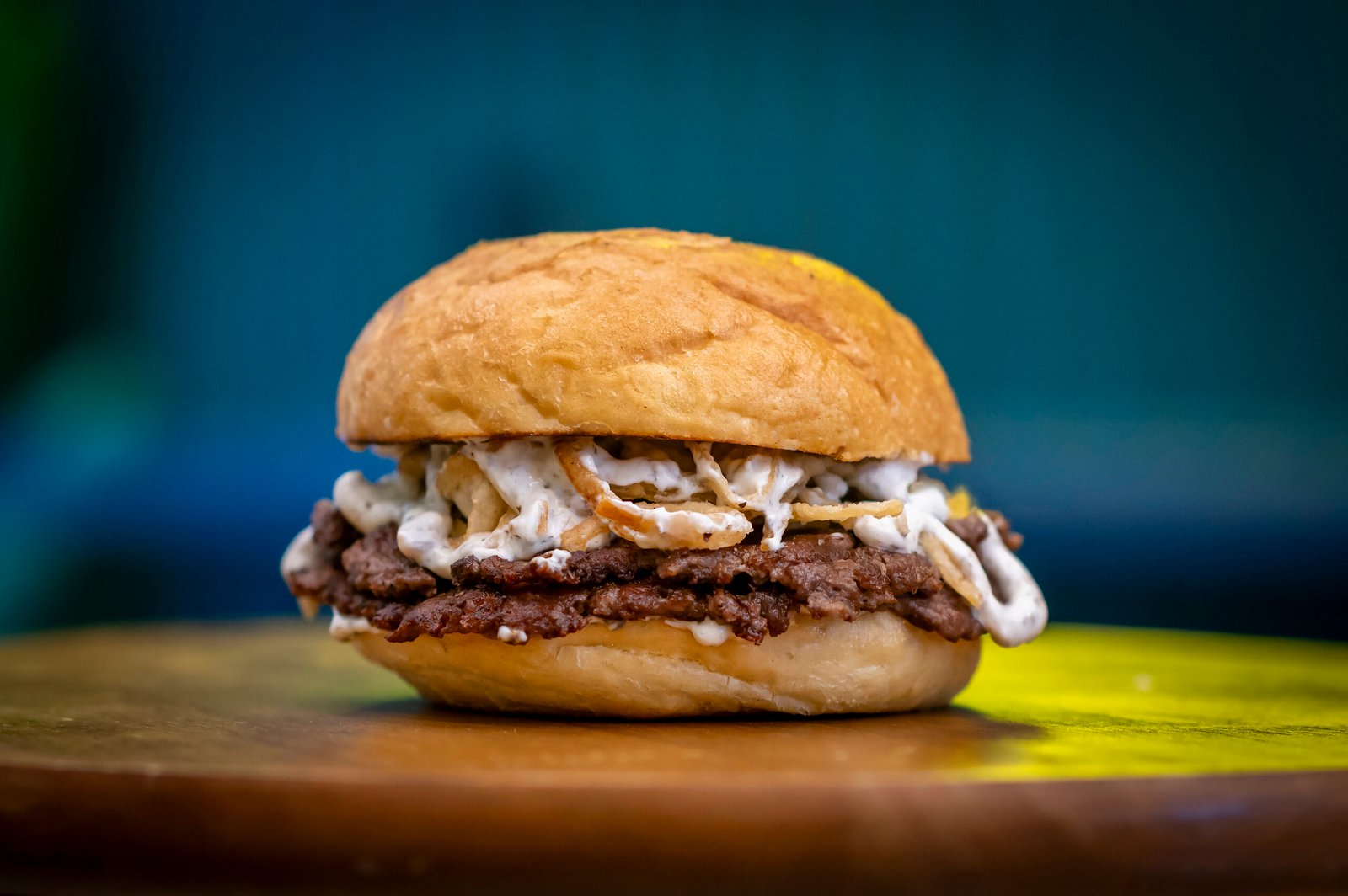 Nord burger serving in Kos